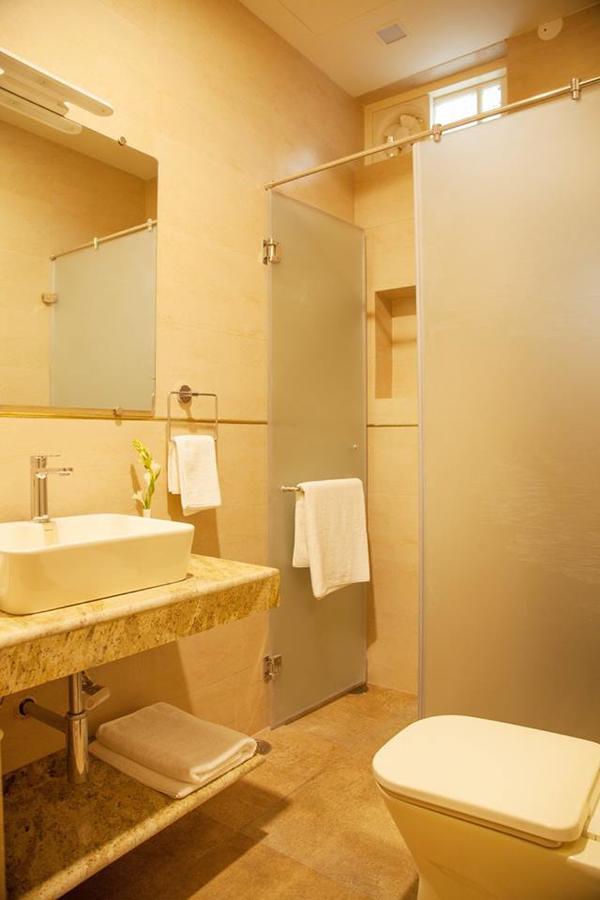 The Ivy House Bed and Breakfast Calcutta Exteriör bild