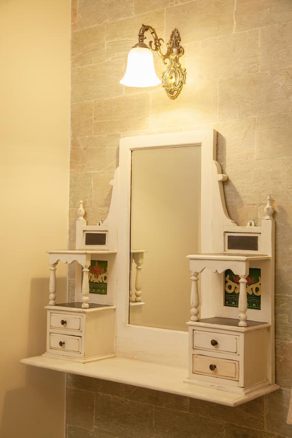 The Ivy House Bed and Breakfast Calcutta Exteriör bild